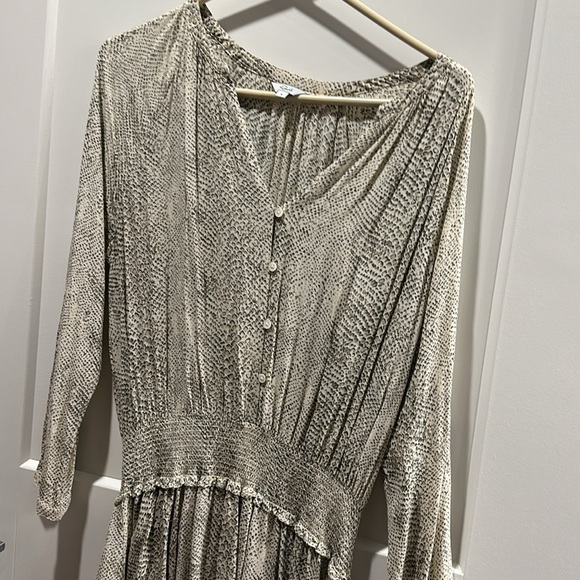 Gorgeous rails dress — Large ❤️❤️ - Picture 5 of 5